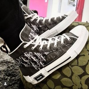 B23 charcoal high top Dior sneakers